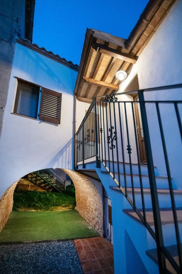 Апартаменты Casamenetto Vacanze Sassoferrato Экстерьер фото